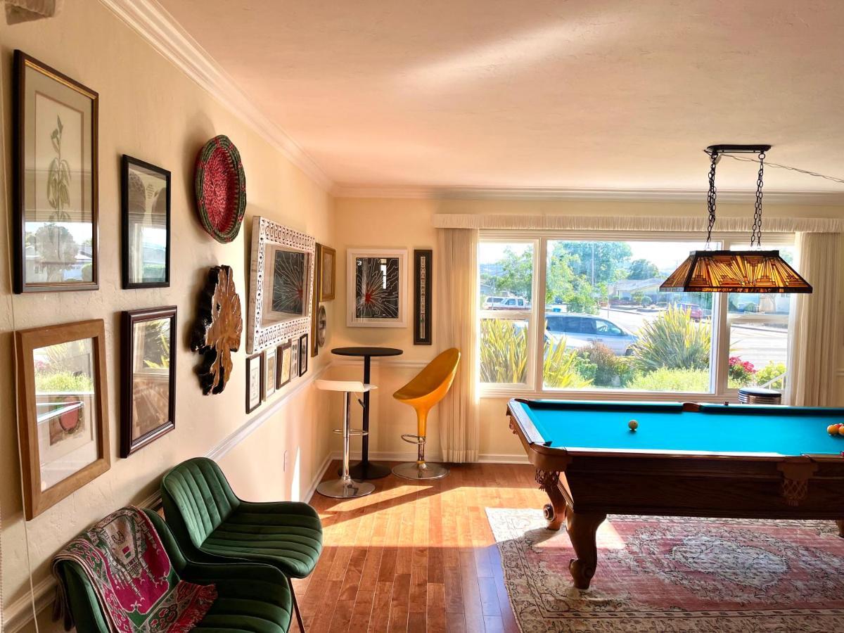 Spacious Renovated Petaluma Home- Pool Table, Fire Pit, Parking Экстерьер фото